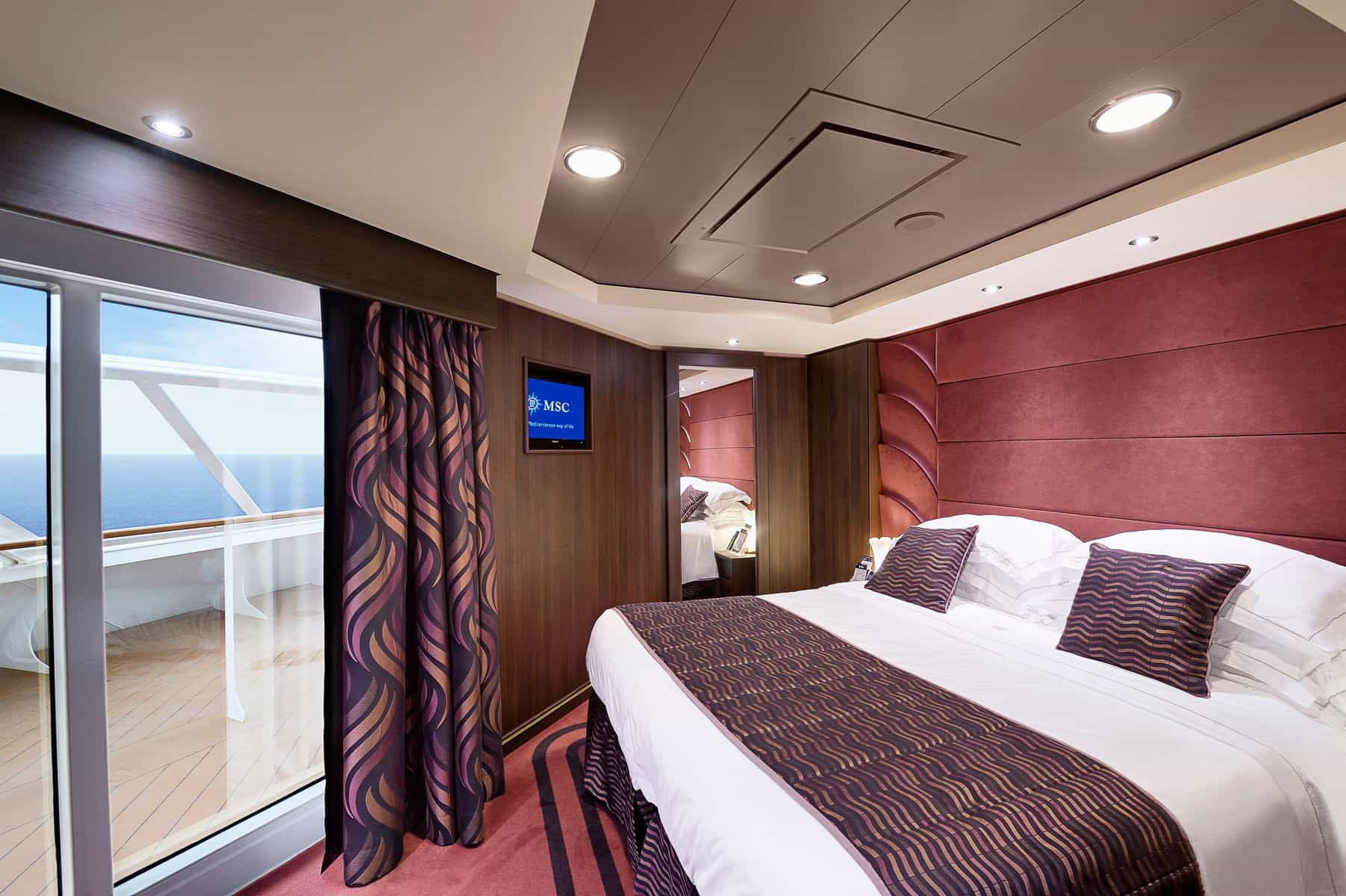 cruiseImg1