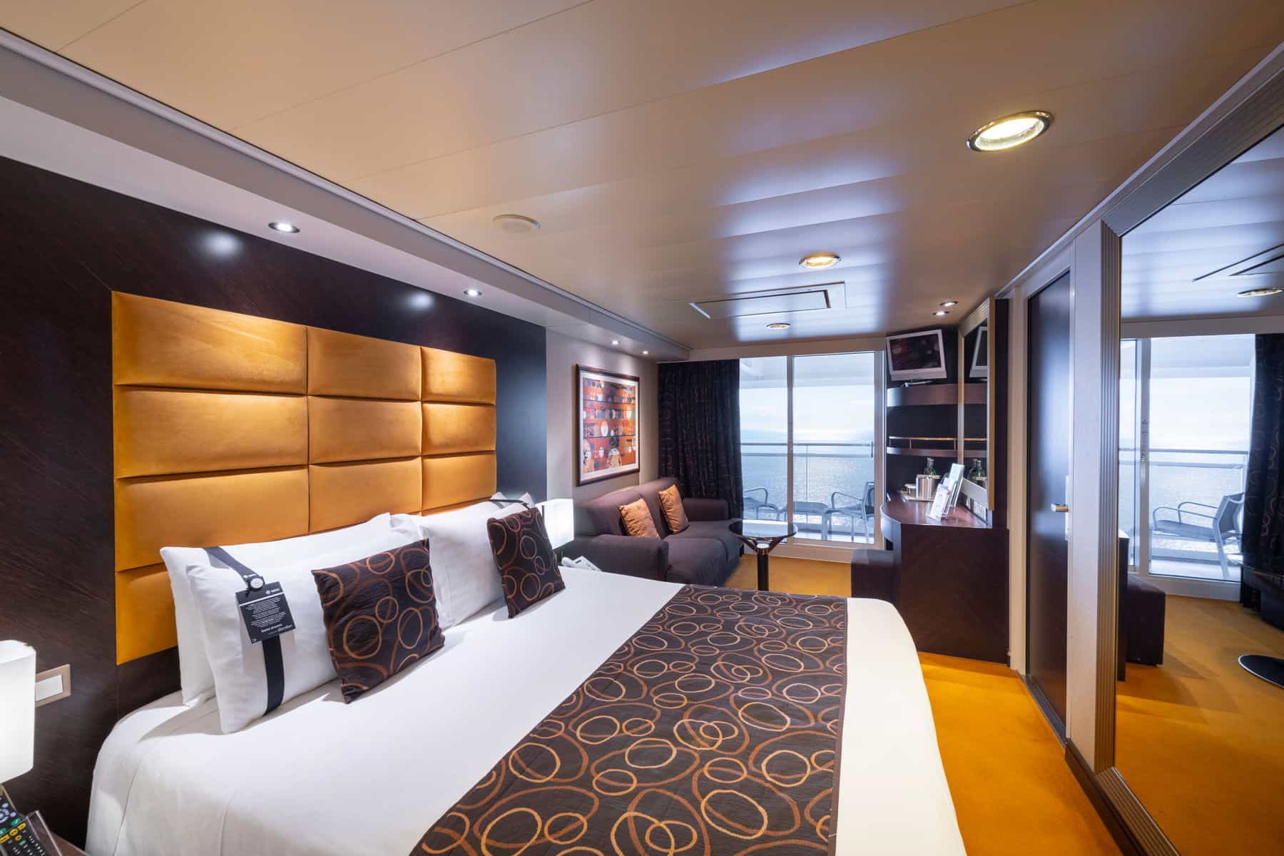 cruiseImg1