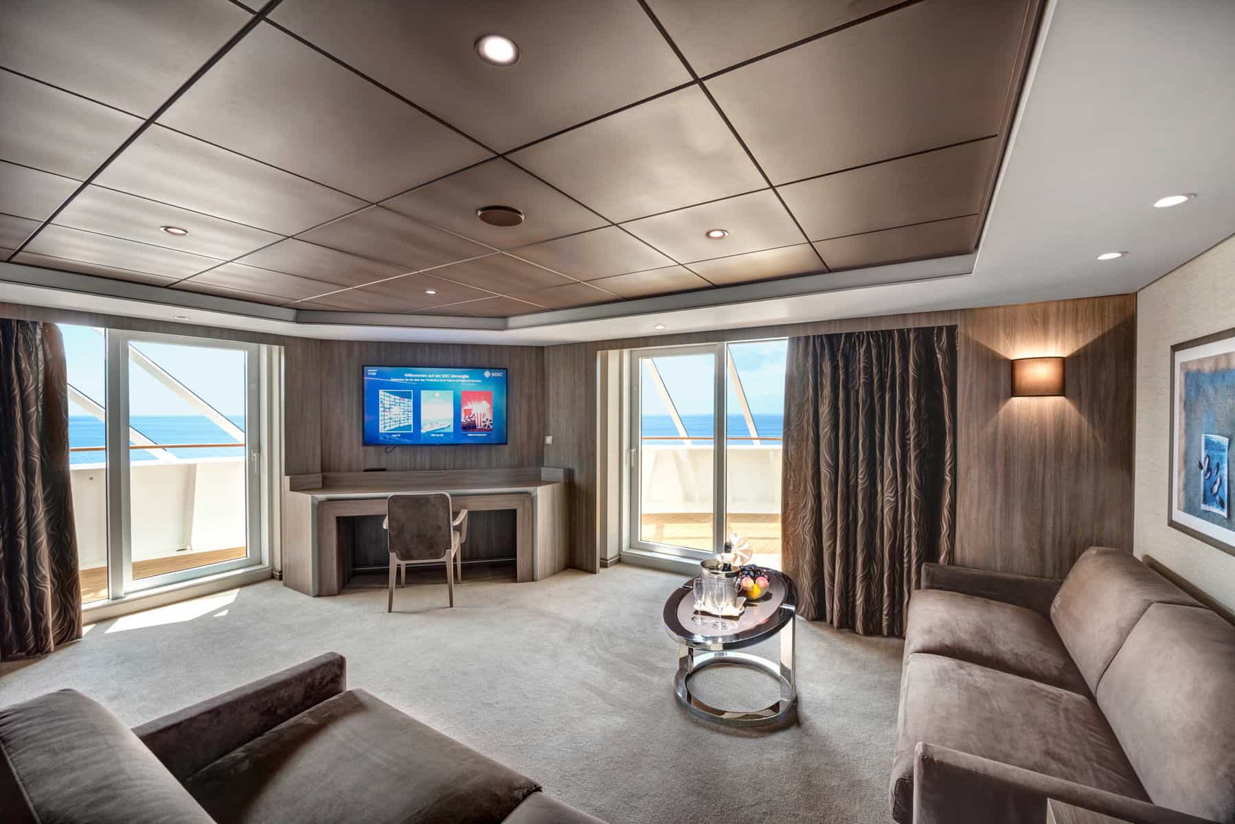 cruiseImg1