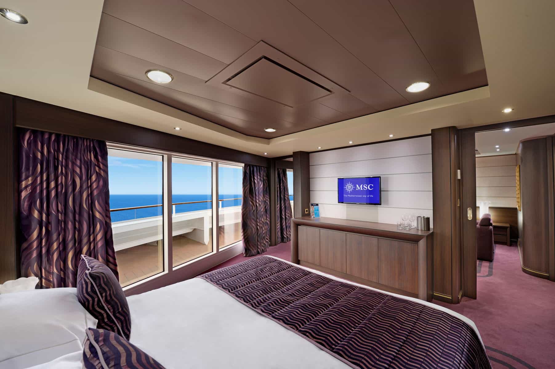cruiseImg1