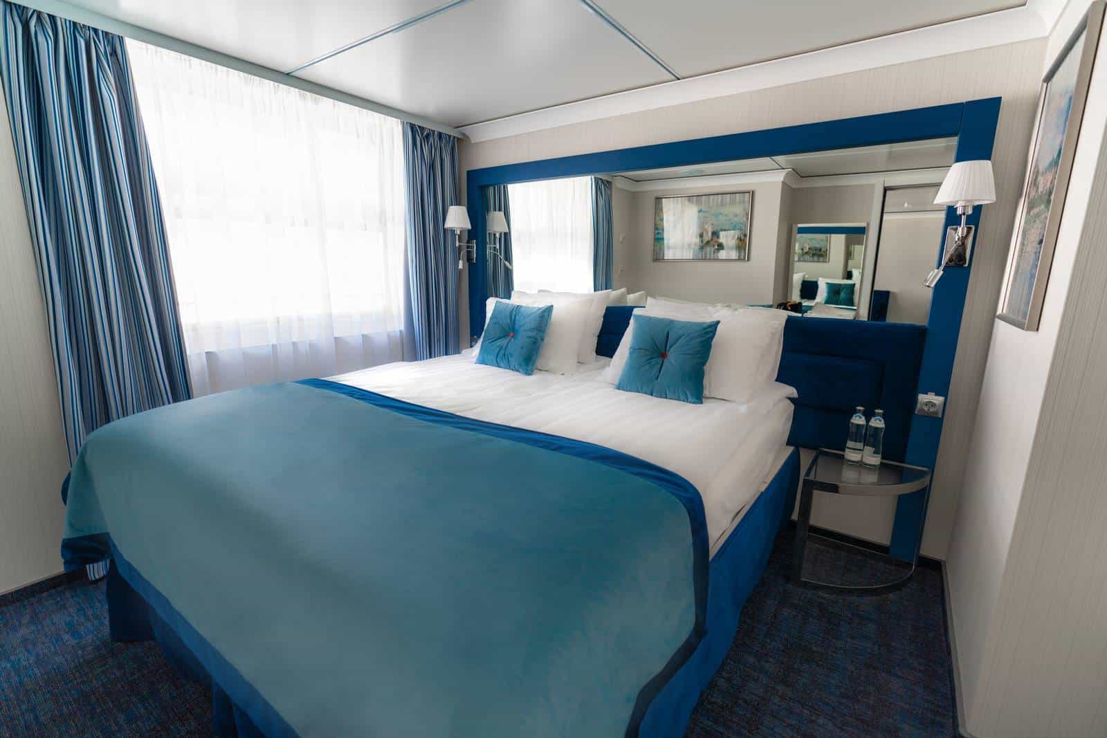 cruiseImg3