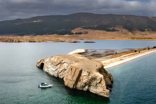 Мыс Хобой, Малое море, Самая глубокая точка Байкала